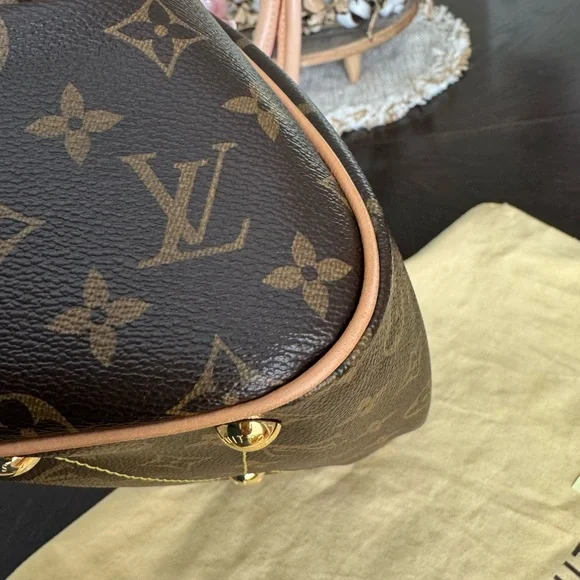 Louis Vuitton Tivoli PM - Picture 13 of 16
